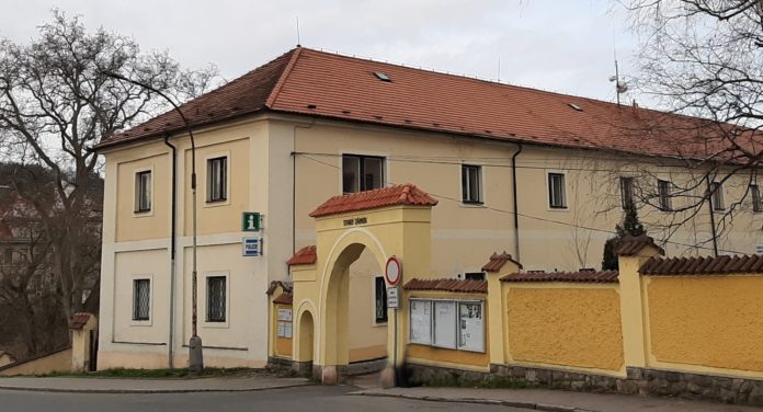 Areál Starého zámku v Hořovicích, v němž sídlí i Informační centrum Hořovice