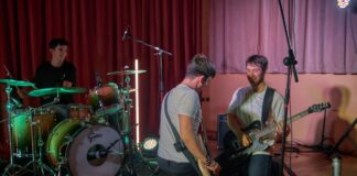 Po vánočním koncertu v Olešné zve Rocksana do Komárova na svůj první akustický koncert